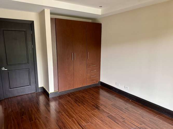 ALQUILER DE APARTAMENTO 110m2 CONDOMINIO BRASIL DE MORA 