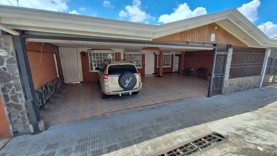 Casa en venta, amplia y de uso mixto, Tejar del Guarco, Cartago. GQC - Imagen 2