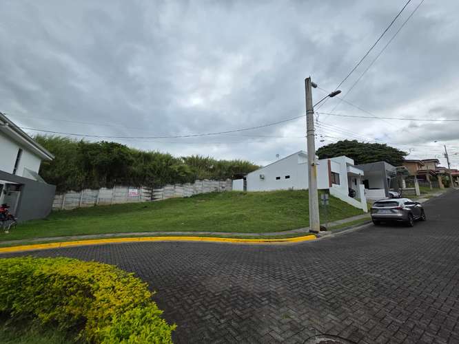  VENTA LOTE CONDOMINIO, EL COCO, ALAJUELA, 5 MINUTOS DEL AEROPUERTO - Imagen 3