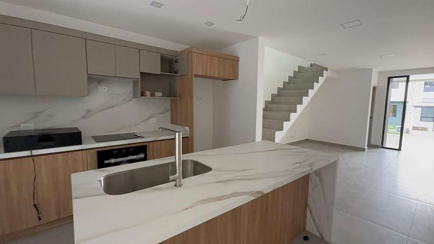 ALQUILER HEREDIA SAN FRANCISCO DE HEREDIA APARTAMENTO TIPO LOFT - Imagen 1
