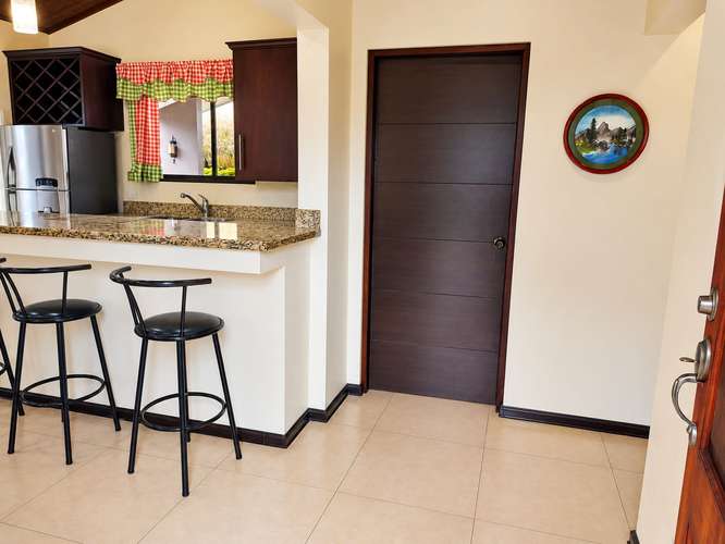 Casa moderna en Naranjo – totalmente amueblada y lista para habitar - Imagen 10