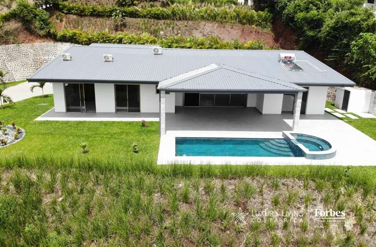 21578 - Residencia contemporánea en comunidad cerrada con piscina y jacuzzi, Atenas - Imagen 2