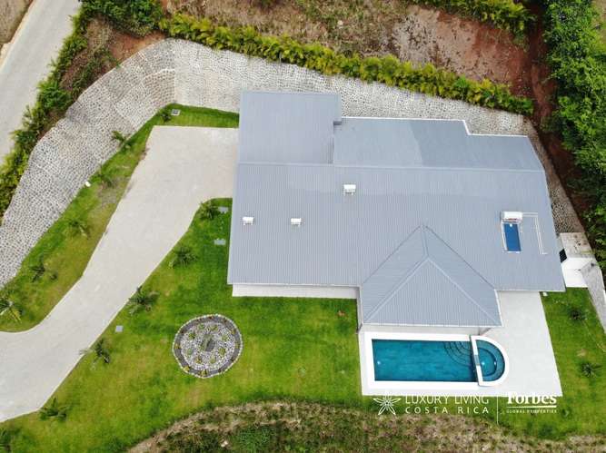 21578 - Residencia contemporánea en comunidad cerrada con piscina y jacuzzi, Atenas - Imagen 3