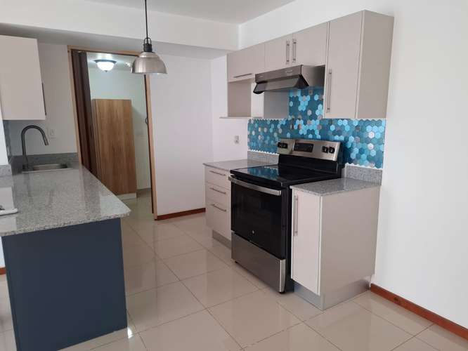 Apartamento a la venta en condominio en la Valencia, Heredia. - Imagen 12