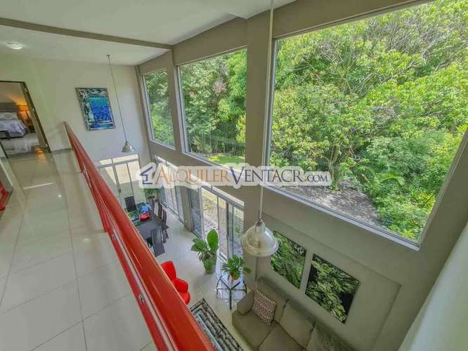 Lujoso condo amueblado con jardín en Brasil de Mora Santa Ana - Imagen 9