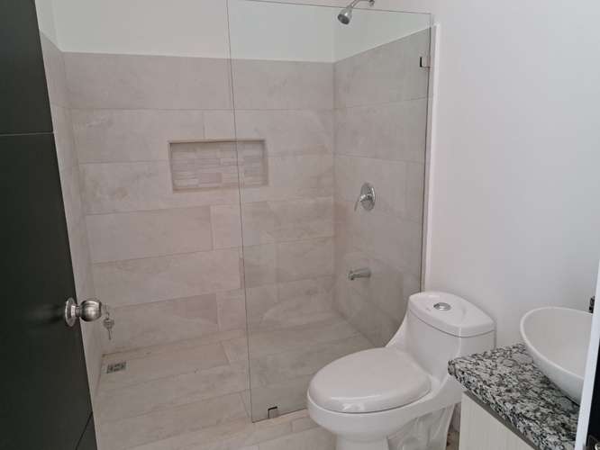 Casa/apartamento para alquiler cerca de San Joaquín - Imagen 8