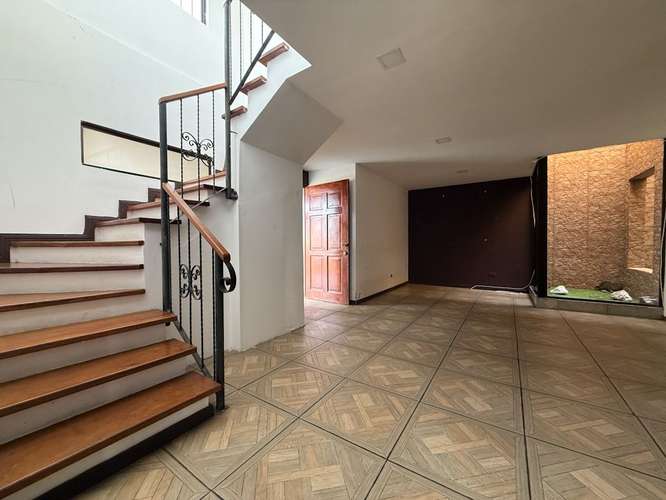 Venta de casa - Remate Bancario! en Residencial en San Vicente de Moravia - Imagen 16