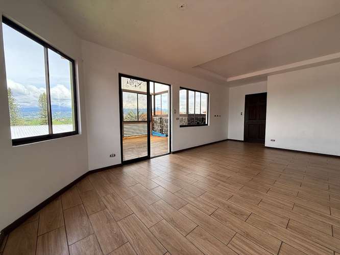 Venta de casa - Remate Bancario! en Residencial en San Vicente de Moravia - Imagen 4
