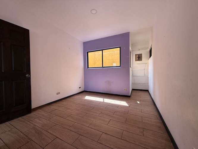 Venta de casa - Remate Bancario! en Residencial en San Vicente de Moravia - Imagen 13