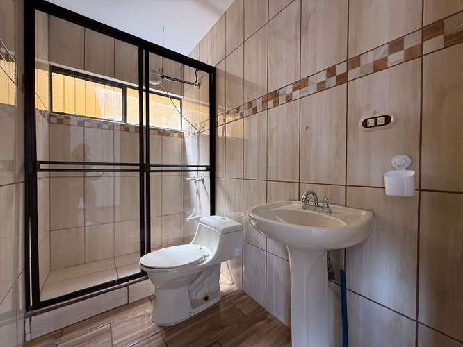 Venta de casa - Remate Bancario! en Residencial en San Vicente de Moravia - Imagen 14