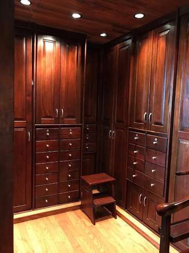 Casa en venta por dueño en Los Anonos, Escazú | 555 m² de terreno y amplios jardines - Imagen 10
