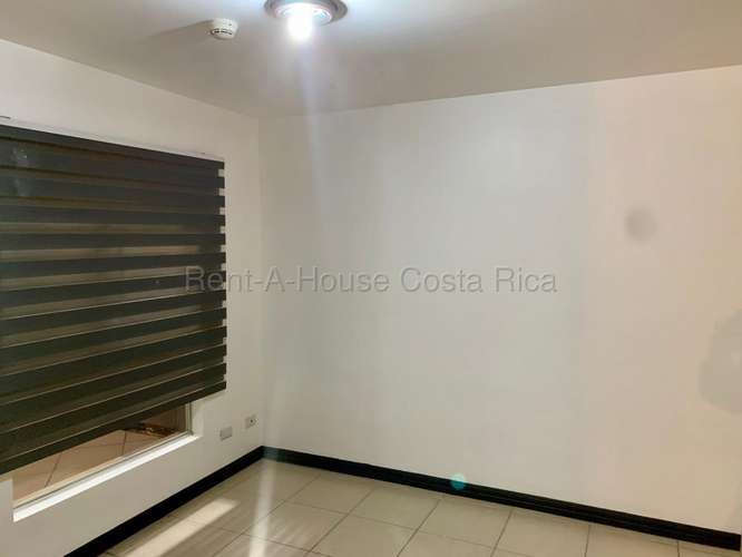 Moderno apartamento de 2 dormitorios en San Sebastián con piscina y seguridad 24 horas - Imagen 8