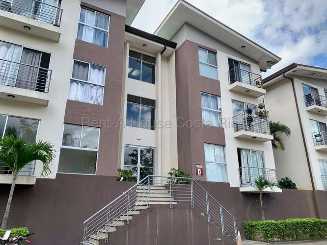 Moderno apartamento de 2 dormitorios en San Sebastián con piscina y seguridad 24 horas - Imagen 1