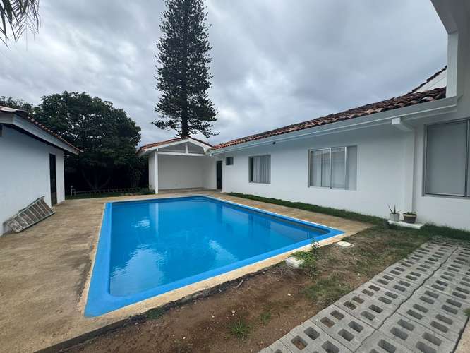 Alquiler de Apartamento 2 Habitaciones en Cariari Heredia