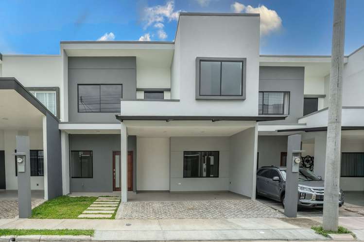 Venta de casa nueva en Condominio Distrito San Juan - Imagen 3