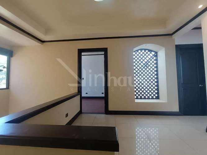 Venta de casa con 3 parqueos en condominio en la Riviera de Belen  - Imagen 12