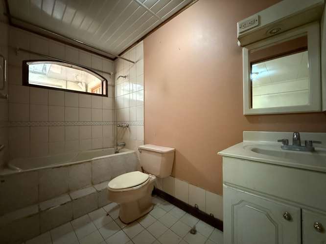 Venta de casa con Potencial de Remodelación Remate Bancario! - Imagen 7