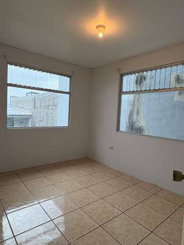 Moderno y Seguro Apartamento en Aserri, frente a la Clinica - Imagen 4