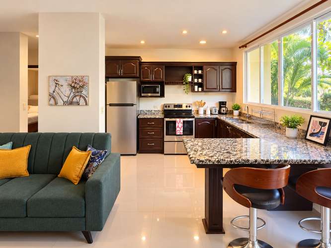  **FOR SALE | 2-BEDROOM GARDEN APARTMENT** - Imagen 4