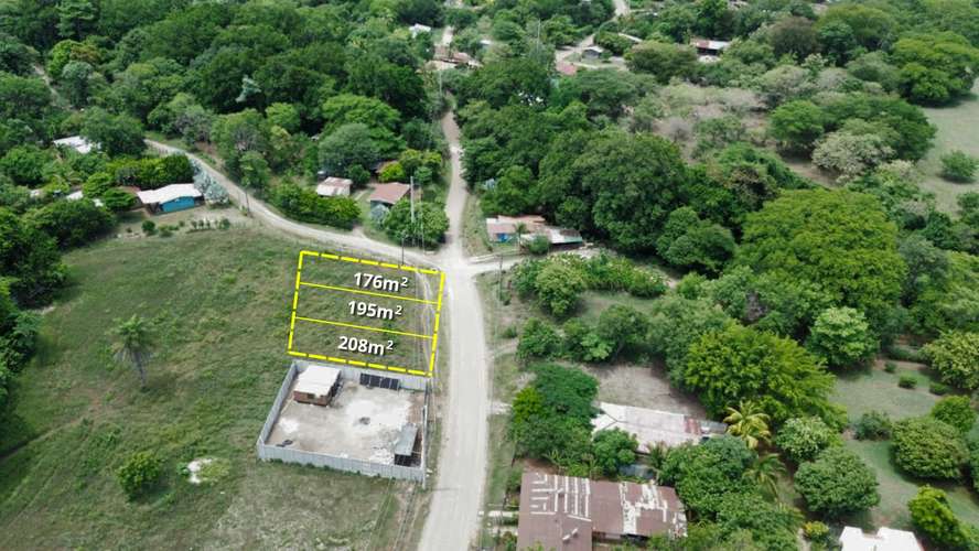4 Lotes en Venta Listos para Construir a tan solo 15 minutos de Playa Potrero -15 - Imagen 3