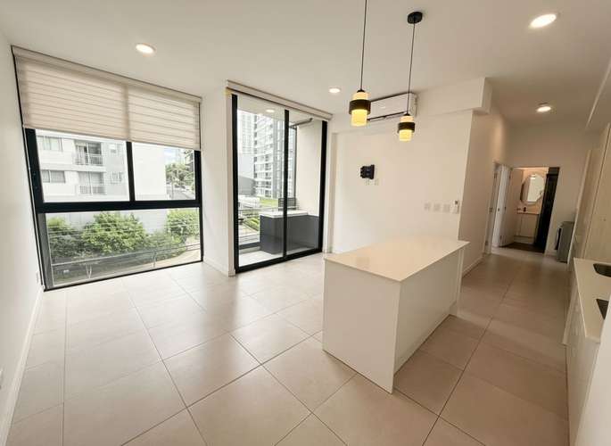 Apartamento moderno de 2 habitaciones en torre de Sabana Nunciatura con vistas a las montañas - Imagen 3