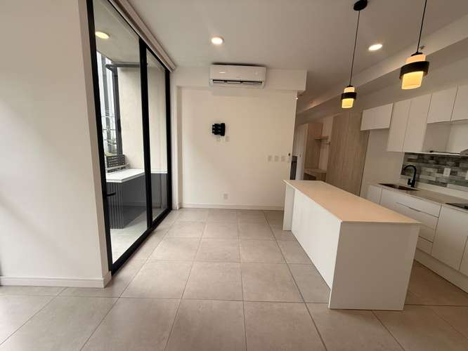 Apartamento moderno de 2 habitaciones en torre de Sabana Nunciatura con vistas a las montañas - Imagen 2