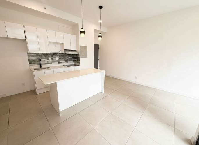 Apartamento moderno de 2 habitaciones en torre de Sabana Nunciatura con vistas a las montañas - Imagen 8