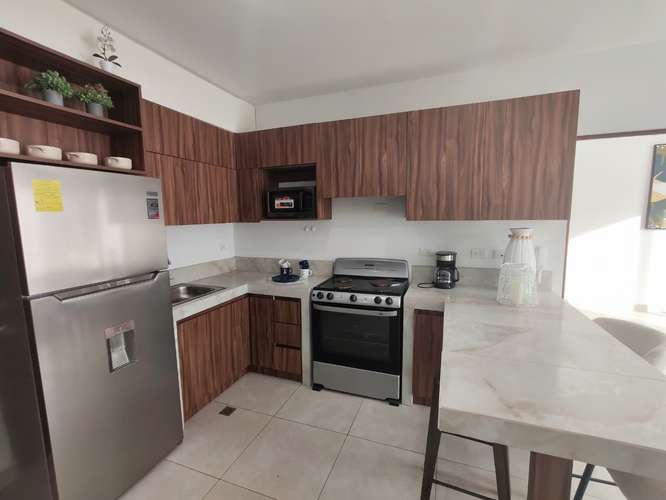 Se alquila apartamento en Rohrmoser. Cerca del Colegio Británico. Amueblado, Línea blanca o vacío. - Imagen 2