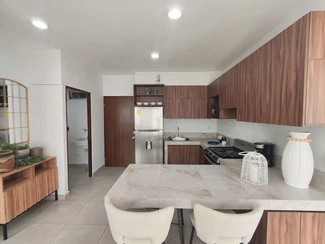 Se alquila apartamento en Rohrmoser. Cerca del Colegio Británico. Amueblado, Línea blanca o vacío. - Imagen 3