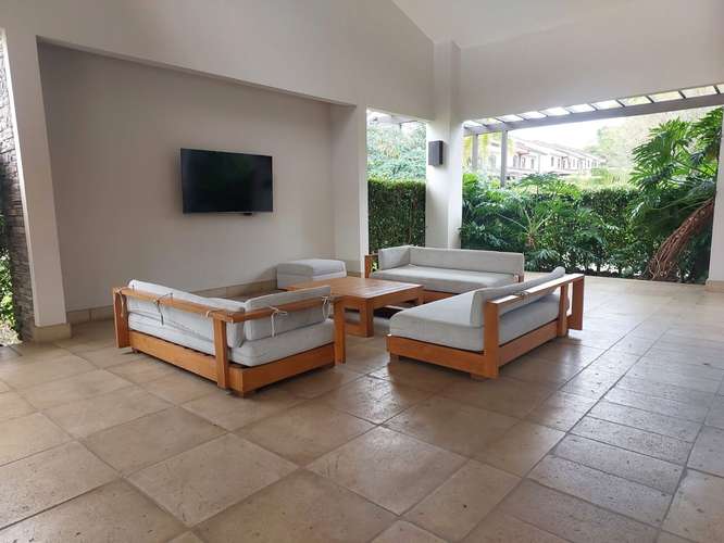 Alquiler apartamento amoblado con hermosas vistas