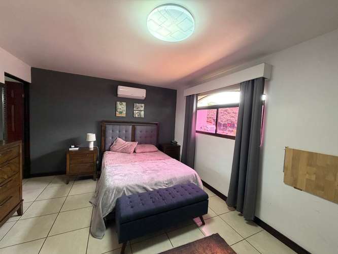 Vendo casa en Condominio La Ladera Tournón-Heredia, 1 habitación primer nivel con baño y todas ls habitaciones con baño  - Imagen 15