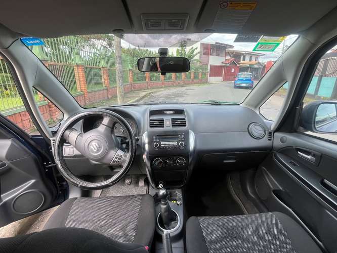 Se vende Suzuki SX4
