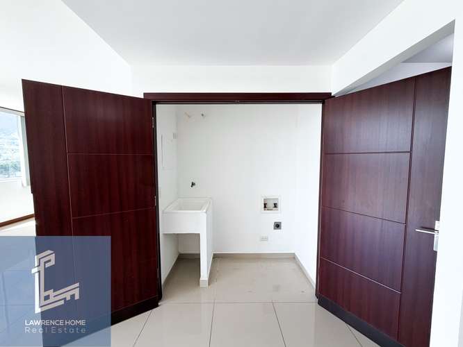 GANGA Apartamento amplio con 2 parqueos y bodega en Bambu - Imagen 9