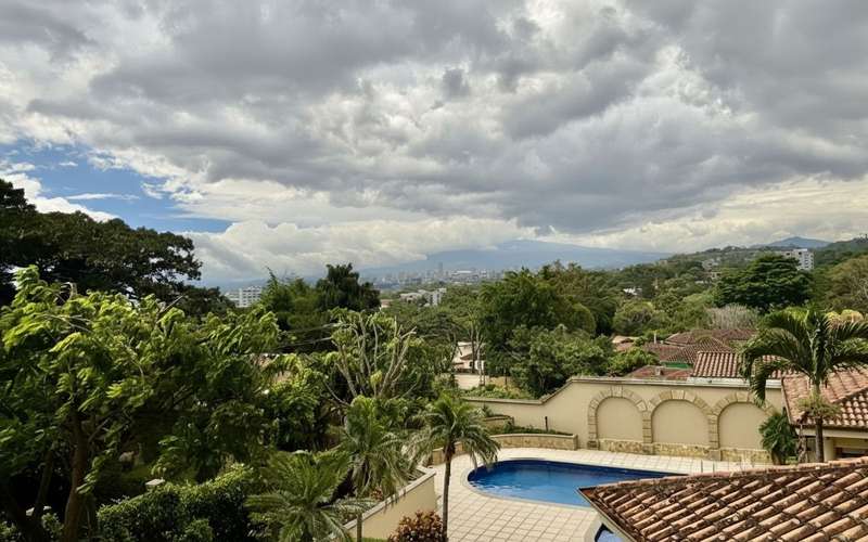Exclusivo apartamento de lujo en Escazú con 3 habitaciones, terraza y vistas a las montañas - Imagen 17