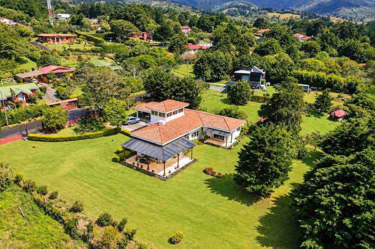 VENDO CASA DE 1 PLANTA Y 5 DORMITORIOS SAN RAFAEL DE HEREDIA EN RESIDENCIAL CON SEGURIDAD - Imagen 2