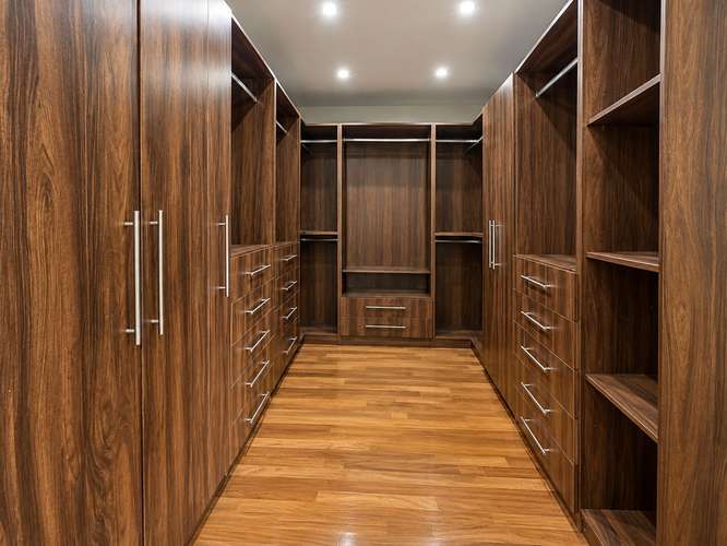 VENDO CASA DE 1 PLANTA Y 5 DORMITORIOS SAN RAFAEL DE HEREDIA EN RESIDENCIAL CON SEGURIDAD - Imagen 12