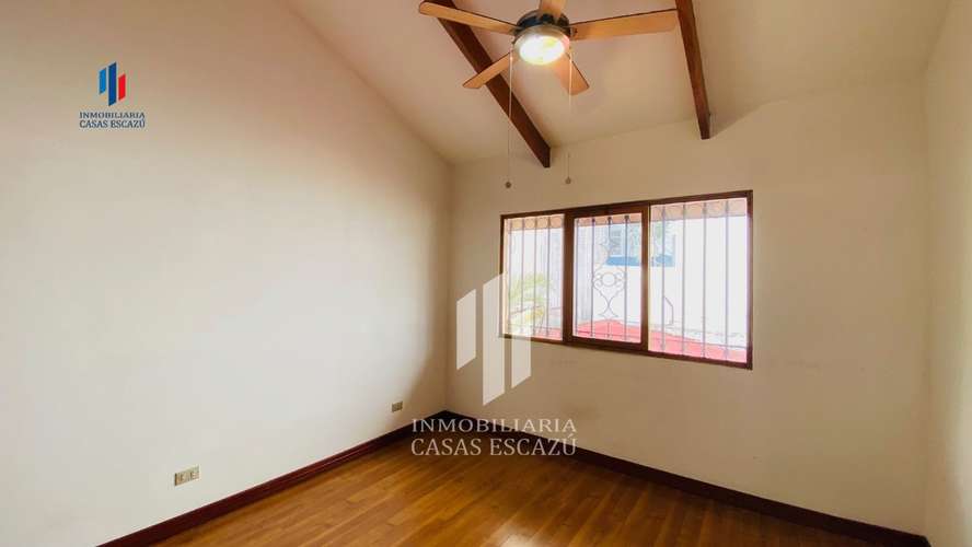 CASA DE 230 m² CON MEZZANINE EN TREJOS MONTEALEGRE - Imagen 3