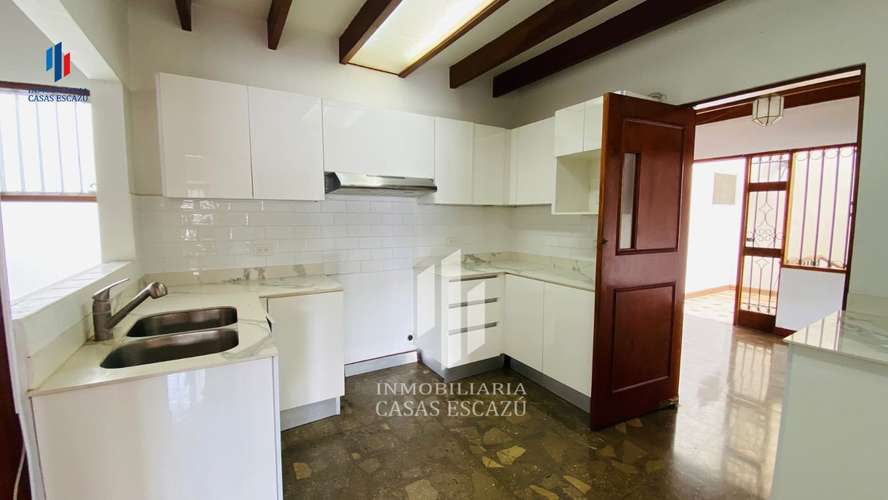 CASA DE 230 m² CON MEZZANINE EN TREJOS MONTEALEGRE - Imagen 6