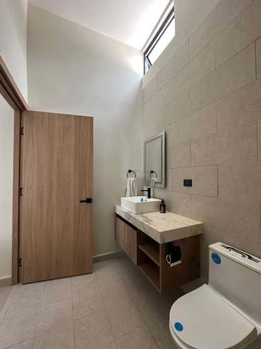 Venta de casa nueva equipada de una planta en condominio en Herradura  - Imagen 7