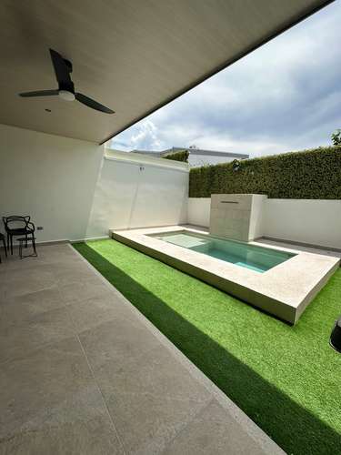 Venta de casa nueva equipada de una planta en condominio en Herradura  - Imagen 4
