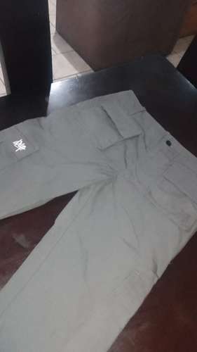 Cargo marca drip verde oscuro