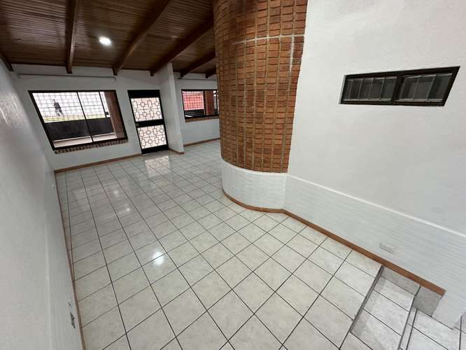  ¡SE ALQUILA AMPLIO APARTAMENTO EN SAN SEBASTIÁN, SAN JOSÉ!  - Imagen 17
