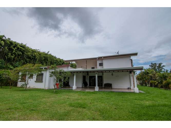VENTA DE CASA CARTAGO, LA UNIÓN, SAN RAMÓN