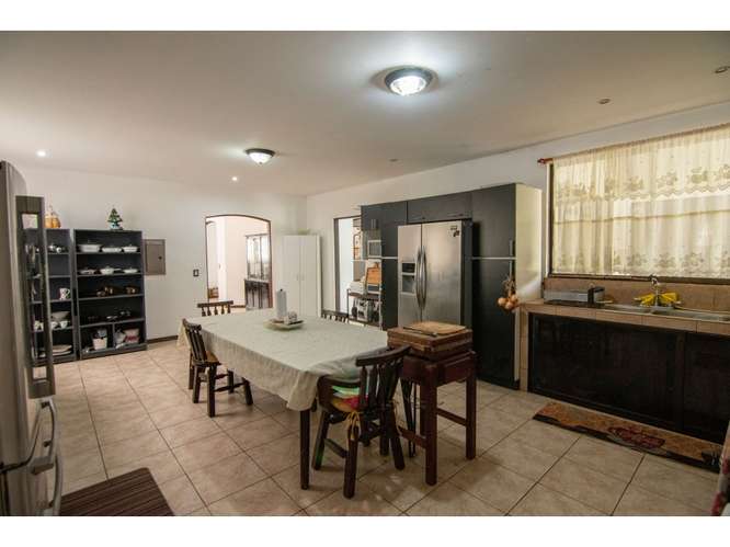 VENTA DE CASA CARTAGO, LA UNIÓN, SAN RAMÓN
