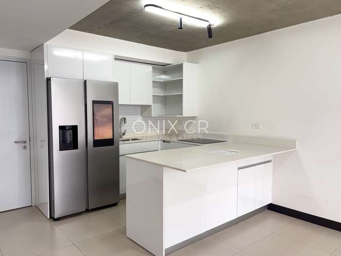 HERMOSO APARTAMENTO CONTEMPORÁNEO  EN CURRIDABAT CON BALCÓN - SEMI AMUEBLADO