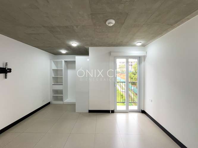 HERMOSO APARTAMENTO CONTEMPORÁNEO  EN CURRIDABAT CON BALCÓN - SEMI AMUEBLADO