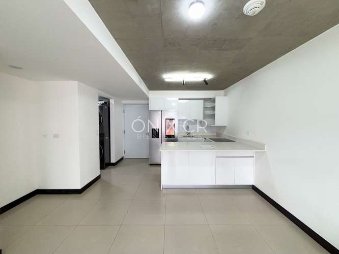HERMOSO APARTAMENTO CONTEMPORÁNEO  EN CURRIDABAT CON BALCÓN - SEMI AMUEBLADO