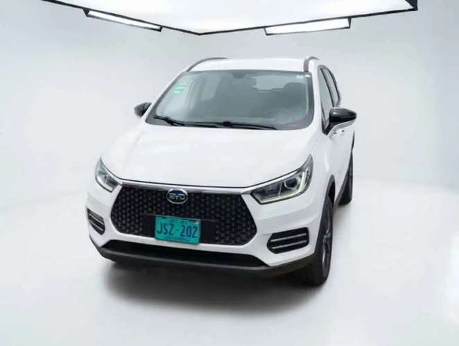 BYD S2 2020 - Imagen 3