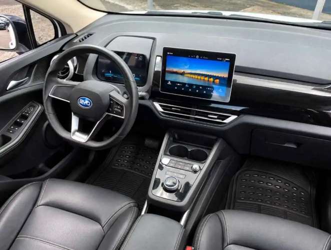 BYD S2 2020 - Imagen 2