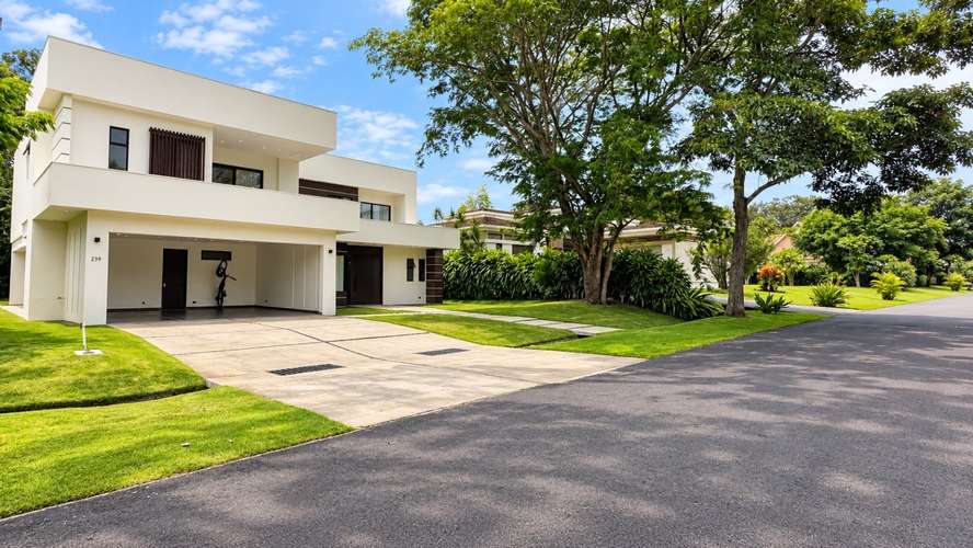 RESIDENCIA CONTEMPORÁNEA EN VENTA | HACIENDA LOS REYES, LA GUÁCIMA